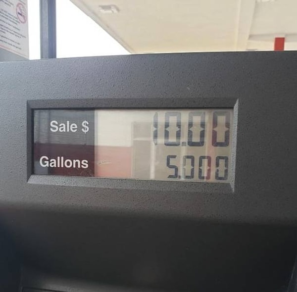 5. "На заправке я сегодня достиг настоящего совершенства".