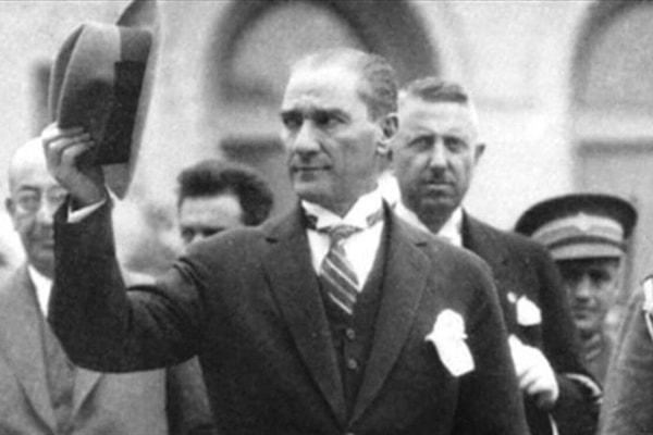 Ulu Önder Gazi Mustafa Kemal Atatürk'ün Astroloji Haritası