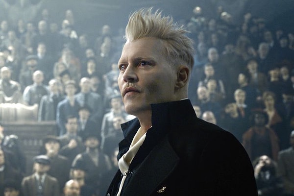 7. Johnny Depp, Warner Bros’un isteği üzerine Fantastic Beasts kadrosundan ayrıldığını açıkladı.