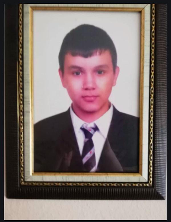 2011 yılında Antalya'daki Rixos Lares Hotel'de staj yapan 16 yaşındaki Burak Oğraş, otelin tahsis ettiği pansiyona ait havuzda ölü olarak bulunmuştu. Fakat ne yazık ki baba Murat Oğraş'ın bütün çabalarına rağmen bu olayla ilgili sır perdesi bir türlü aralanmamıştı.