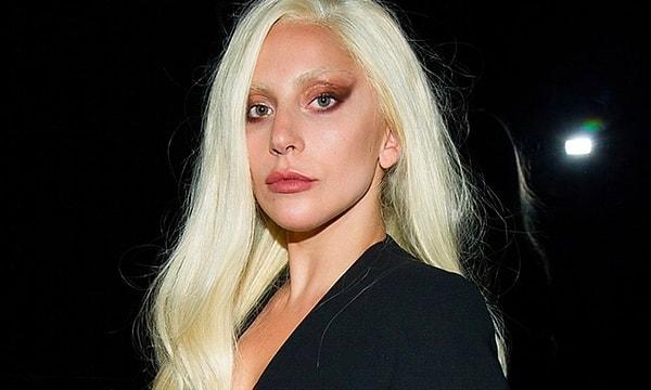 2. "Babam New York'taki bir restorandayken Lady Gaga ile tanıştıktan sonra gördüğü en samimi ve tatlı insan olduğunu söylemişti. Kendisiyle tanıştıktan sonra babam Lady Gaga hayranı oldu!"