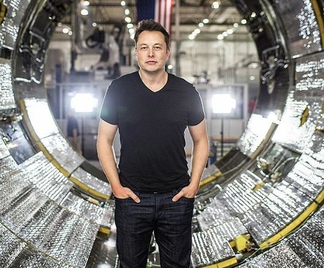 3. Nisan 2020 itibariyle Musk'ın net serveti 24.6 milyar dolardır.