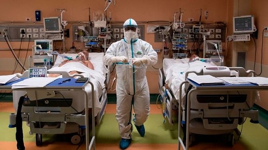 Yoğun Bakımlar Yüzde 20 Rahatladı: 'Salgın Şubat Ayı Sonunda Belirgin Bir Şekilde Hafifleyecek'