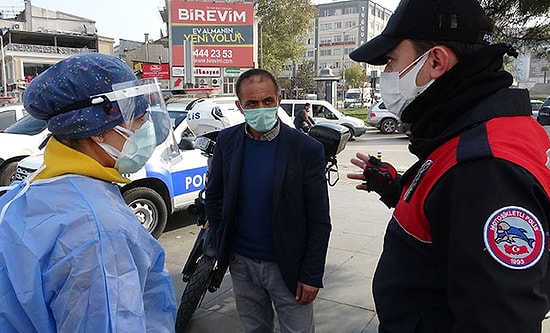Meydanda Sigara İçerken Yakalandı, Karantinayı İhlal Ettiği Ortaya Çıktı