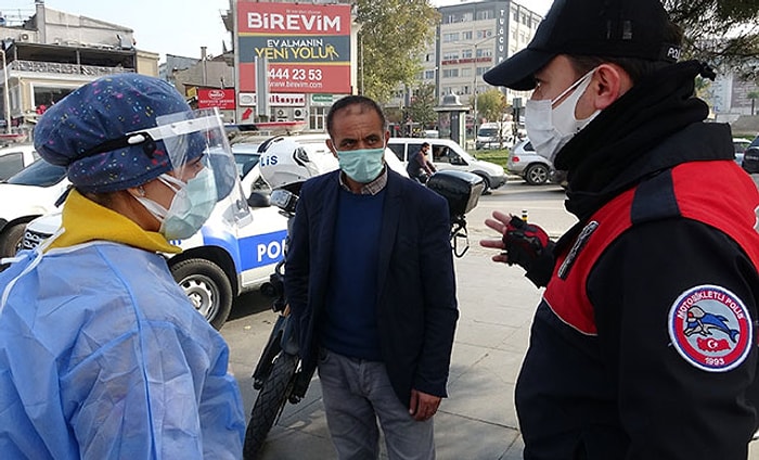 Meydanda Sigara İçerken Yakalandı, Karantinayı İhlal Ettiği Ortaya Çıktı