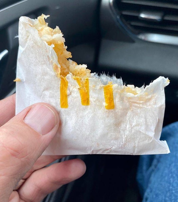 16. "Проделки моей двухлетней дочурки".