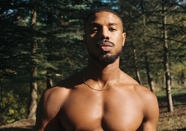 Fakat tanımayanlar için Michael B. Jordan Black Panther ve Creed gibi yapımlarda rol aldı.