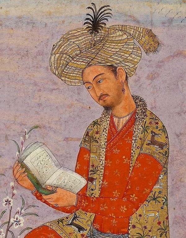 Babür İmparatorluğu'nun kurucusu ve ilk hükümdarı olan Babür Şah'ın yaşamı ve elde ettiği başarılar yıllar boyunca dilden dile dolaşmaktadır.
