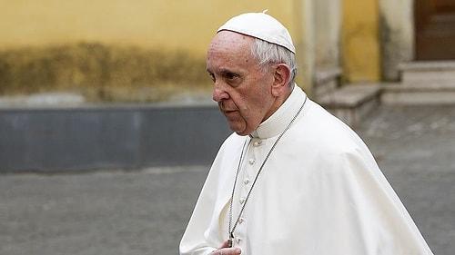 Papa'nın Hesabından Brezilyalı Model Beğenilmişti: Vatikan Instagram'dan Açıklama İstedi