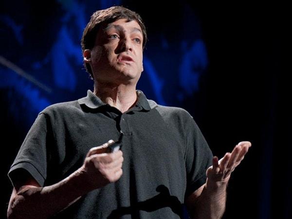 9. Dan Ariely'nin 'Yaptığımız İşte Bize İyi Hissettiren Nedir?' adlı konuşması: