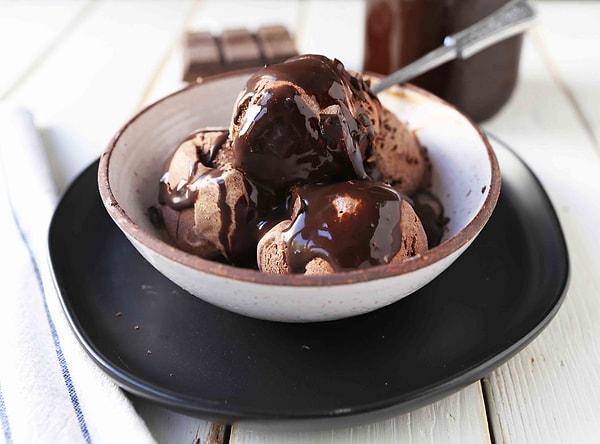 2. Çikolatalı dondurma