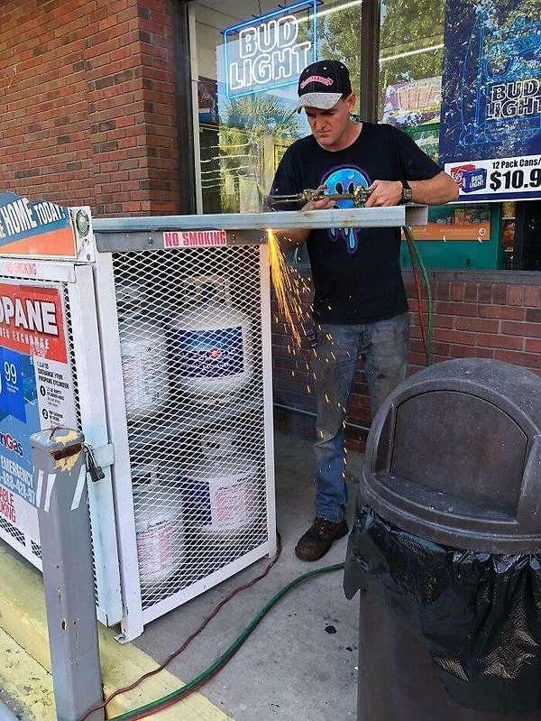 12. "А в чем, собственно, проблема, товарищи?"