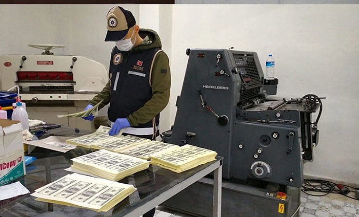 Matbaada 1 Milyon 352 Bin Sahte Dolar Basan 6 Kişi Tutuklandı