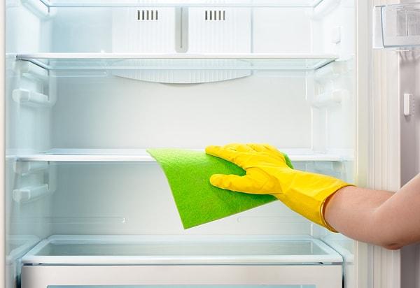 5. Buzdolabının iyice kurumasını bekleyin