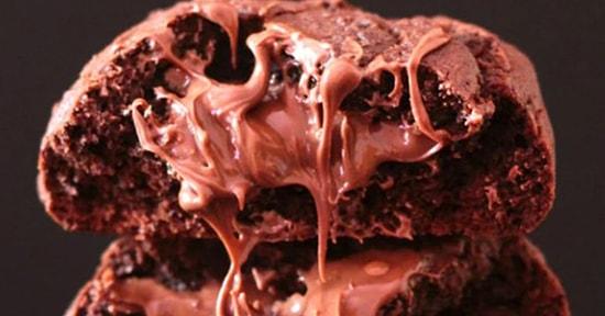 Çikolata Dolgulu Kurabiye Tarifi: Çikolata Aşktır, Gerisi Yalan! Çikolata Dolgulu Kurabiye Nasıl Yapılır?