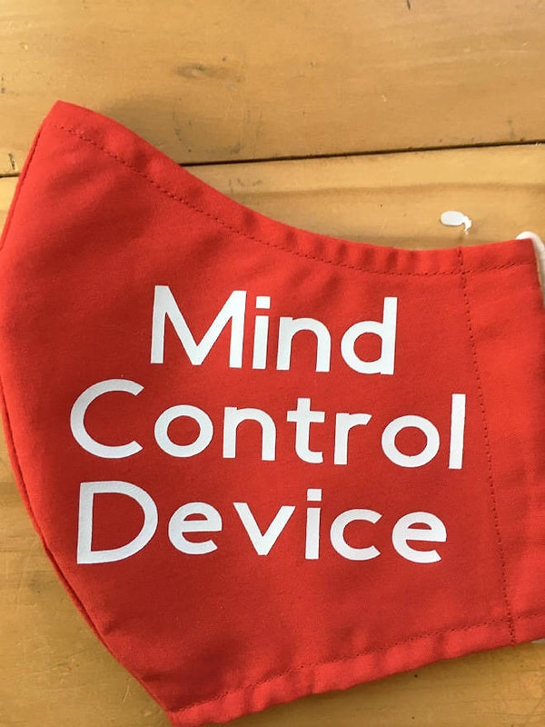 5. "Штука для контроля за умами людей".