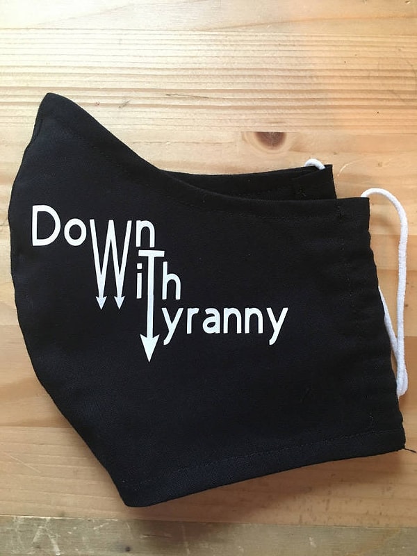 11. "Долой тиранию".