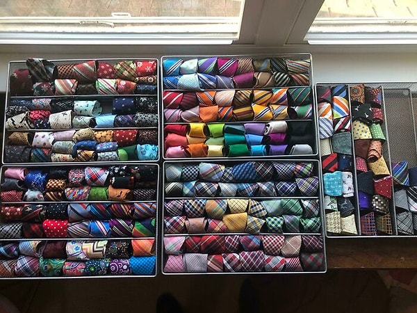 15. "Моя полноразмерная коллекция галстуков (минус тот, что я надел сегодня :)".