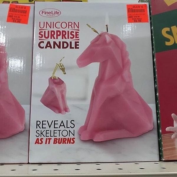 2. Свечка, которая открывает скелет единорога по мере сгорания