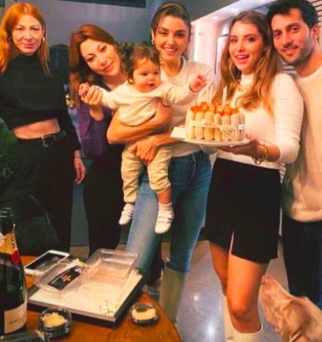 14. Hande Erçel yeni yaşını ailesi ile birlikte kutladı!