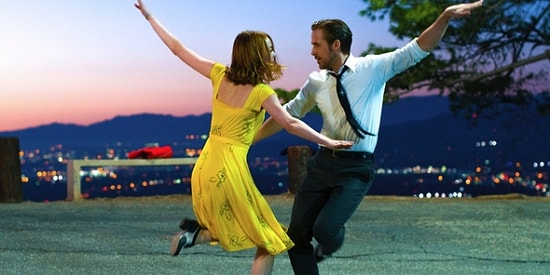 Sosyal Mesafeyi Aşar Aşmaz Edilecek O İlk Romantik Dans İçin Arkada Mutlaka Çalması Gereken 21 Şarkı