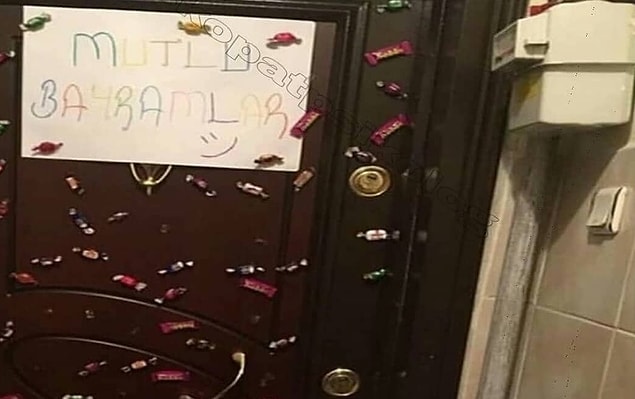 2. Bayramda evde olmasa da çocukları sevindirmek isteyen koca yürekli insan