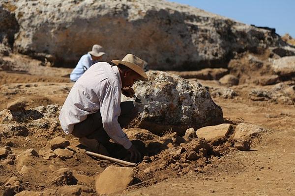 "Şimdi yine sınırlarımızda bulunan Karahantepe’deki kazı çalışmalarının heyecanını yaşıyoruz"