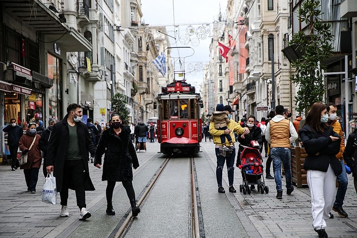 Yeni Kısıtlamalar İçin Karar Günü: Sokağa Çıkma Yasağına Hafta İçi de Dahil Edilebilir