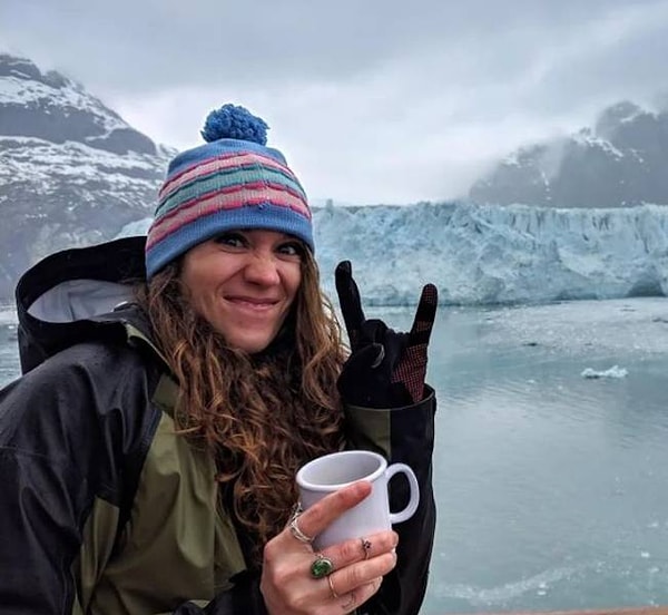 7. "Ура! Я устроилась на работу своей мечты: теперь я - смотритель парка на Аляске!"