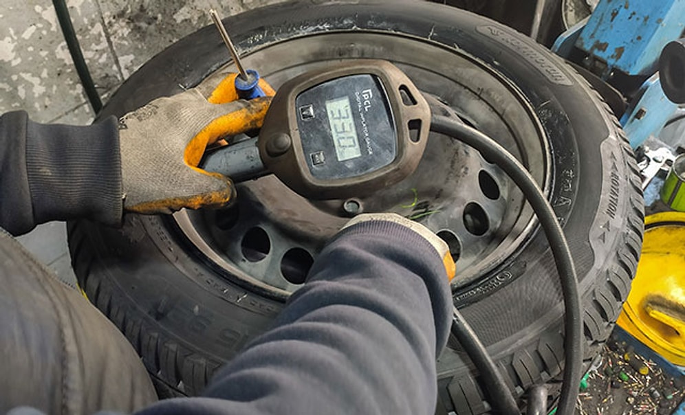 Son Gün Yarın: Kış Lastiğinde Son Gün Yoğunluğu