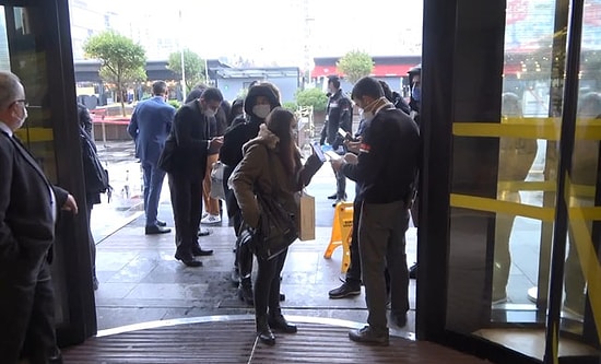 Dün Cumhurbaşkanı Erdoğan Duyurmuştu: AVM'lerde HES Kodlu Giriş Başladı