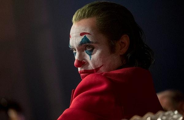15. Joaquin Phoenix, Joker filmi için büyük bir miktar kilo verdikten sonra "gerçekten bir yeme bozukluğu geliştirdim," dedi.