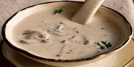 Kremalı Mantar Çorbası: Soğuk Kış Akşamlarında İçinizi Isıtacak Kremalı Mantar Çorbası Nasıl Yapılır?