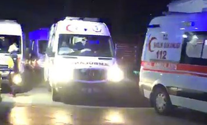 Trabzon'da Pandemi Hastanesi Önünde Korkutan Ambulans Yoğunluğu