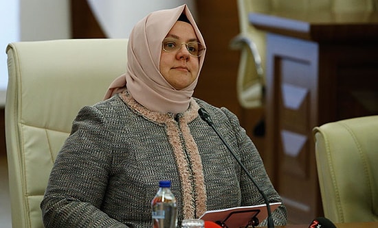 Bakan Selçuk: Kasım Ayı Nakdi Ücret Desteği Ödemeleri 8 Aralık'ta Başlayacak