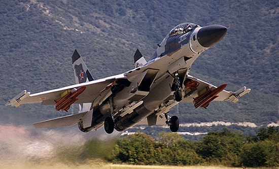 Rus Savaş Uçağı, ABD Ve Fransız Casus Uçaklarını Karadeniz'de Engelledi