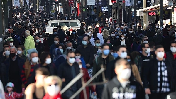 "Aşının herkese yetmesi mümkün değil"