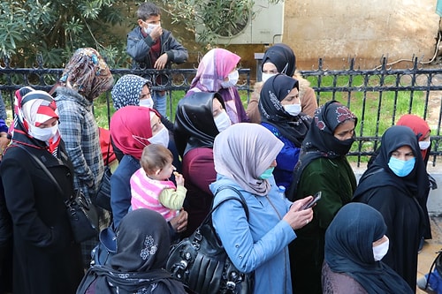 Şanlıurfa'da Korkutan Kalabalık! Çevik Kuvvet Ekipleri Yönlendirildi