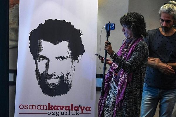18 Şubat – 18 Ekim 2017'den beri tutuklu olan Osman Kavala, Gezi'den beraat edince tahliyesine karar verildi. Ancak bu kez de 15 Temmuz'dan tutuklandı