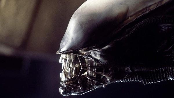 11. FX, Alien dizisi için hazırlıklara başladı. Ridley Scott’ın yapımcı olması için görüşmelere devam ediliyor.