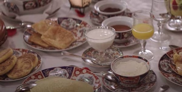 17. Breakfast, Lunch & Dinner