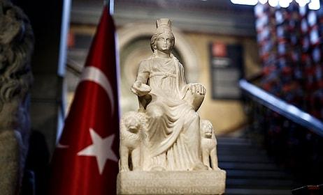 Müzayede Evinde Satılmak İstenen 1700 Yıllık Kybele Heykeli 60 Yıl Sonra Türkiye'ye Getirildi