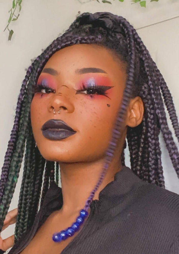 18-летняя Жасмин Дофин из Вашингтона, округ Колумбия, окончила среднюю школу в июне этого года.