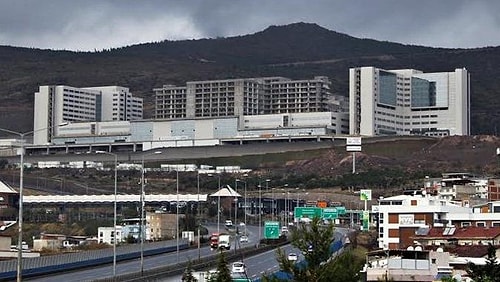 Açılışı 5 Defa Ertelendi: Temeli 2014 Yılında Atılan İzmir Şehir Hastanesi Hala Faaliyete Girmedi