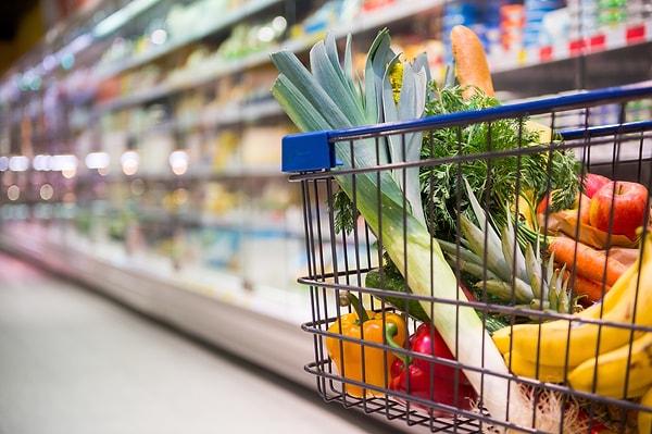 3. Gıda alışverişlerini yaparken nasıl davranıyorsun?