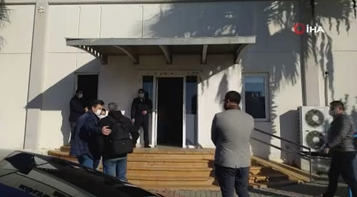 Bodrum Belediyesinde Belediye Başkanına Bıçaklı Saldırı: 3 Kişi Hafif Şekilde Yaralandı