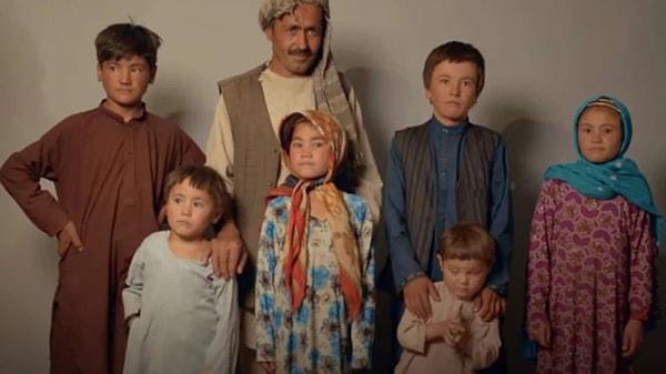 TRT Belgesel'in 5 Aralık'ta yayına giren yeni bir yapımı var: "Anne Gidince". Belgesel, Afganistan'ın savaş ve sefalet ortamında eşini kaybettikten sonra 6 çocuğuyla yalnız kalan Muhammet'i ve ailesini anlatıyor.