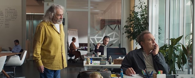 8 Ocak'ta Netflix'te izleyiciyle buluşacak olan filmde Haluk Bilginer, Engin Günaydın, Fatih Artman, Binnur Kaya ve Öner Erkan gibi gibi isimler yer alacak.