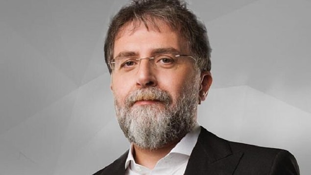 Sıradan bir şekilde evinde dans edip eğlenen kadının dansını neden bu kadar ciddiye aldınız? Ciddiye aldığı yetmezmiş gibi hiçbir sorun görmeden "şebek" diyerek hakaret bile etmiş.