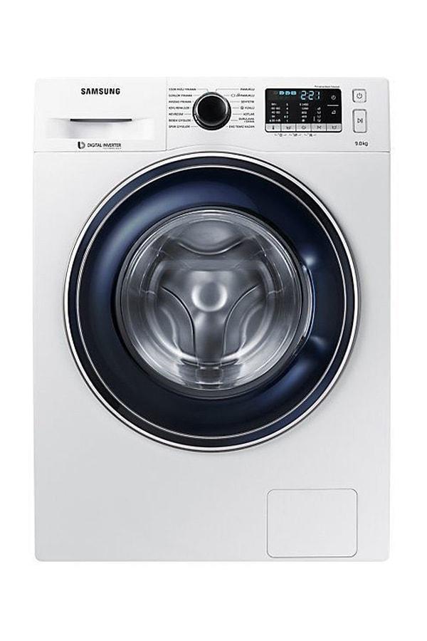 14. Samsung marka 1400 devir ve 9 kg kapasiteli çamaşır makinesi en çok tercih edilen makinelerden biri ve şu anda da çok güzel indirimde.